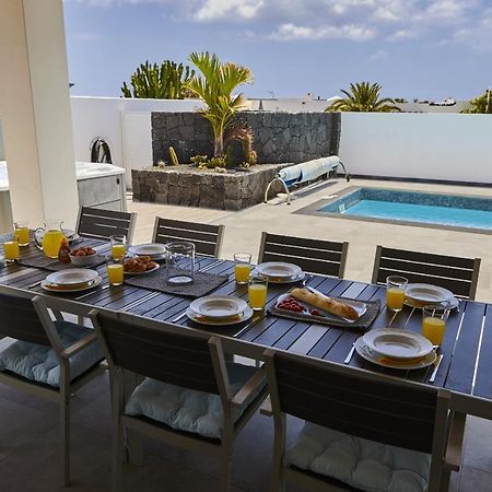 205 - Casa Santuario By Villas Now Ltd Playa Blanca  Exterior photo